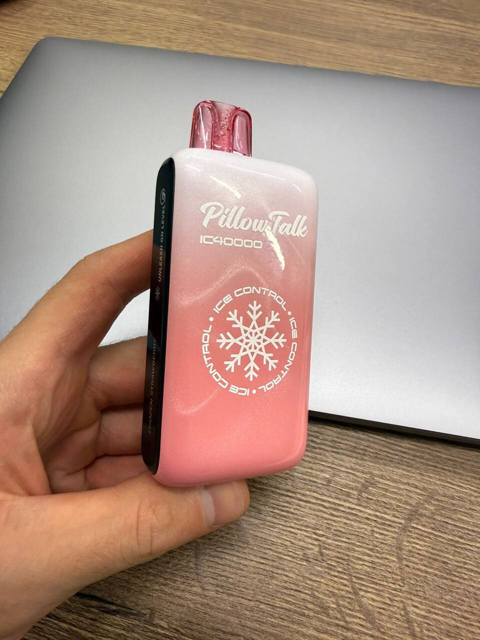 Pillow Talk 40000 затяжек